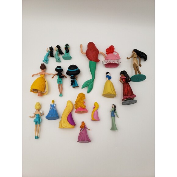 Lot Of 18 Disney Princess Figurines Different Styles Some Vintage Ariel Aurora - Picture 6 of 12
